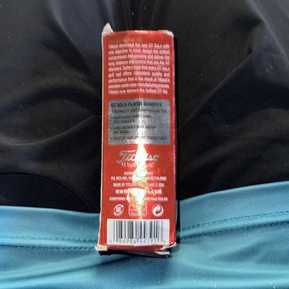 Titleist DT Solo 3 pack of golf balls and 2 1/8” wood tees South Bay bundle - Picture 4 of 9